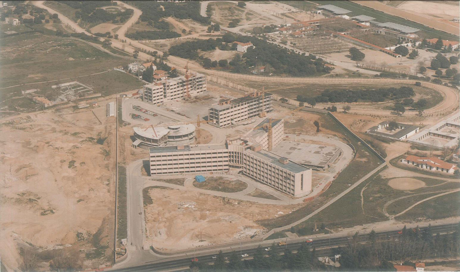 Vista dos - aérea del Centro Nacional de Inteligencia 1985